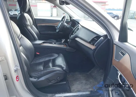 2016 Volvo Xc90 T6 Inscription z USA, uszkodzony, nr VIN YV4A22PL7G1084510